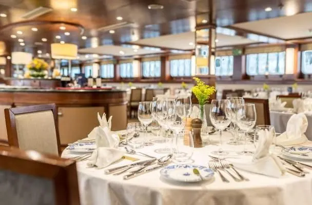 Douro Cruiser Otel Vila Nova de Gaia